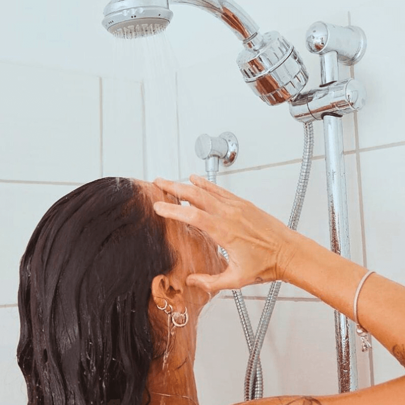 SilkaahWater™ Premium Shower Filter Bonus 2 x Replacement Cartridges